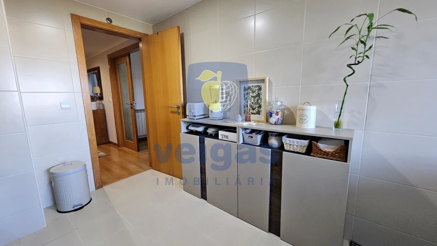 Apartamento T4 para Venda em Rio de Mouro Foto 26