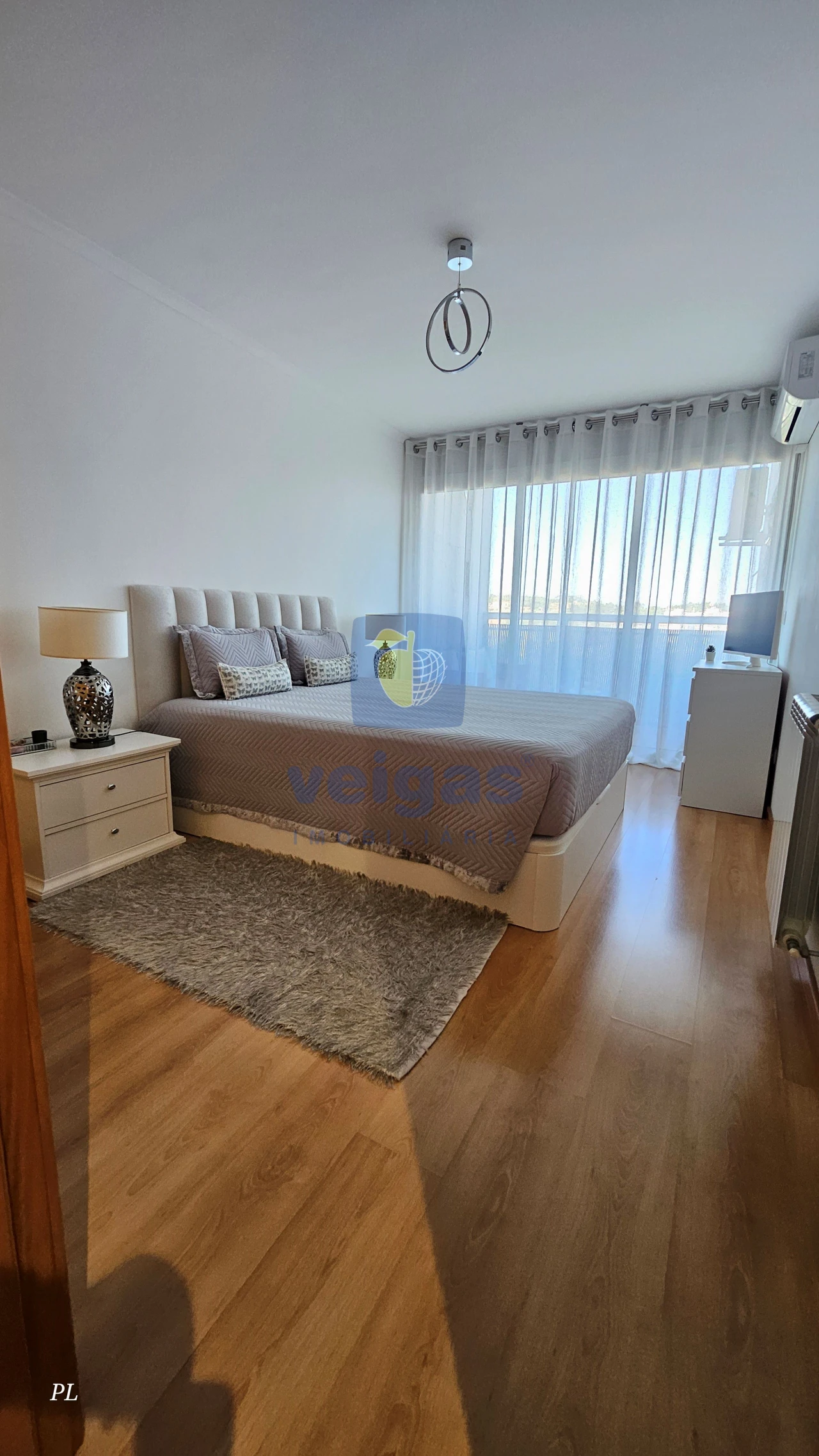 Apartamento T4 para Venda em Rio de Mouro Foto 5