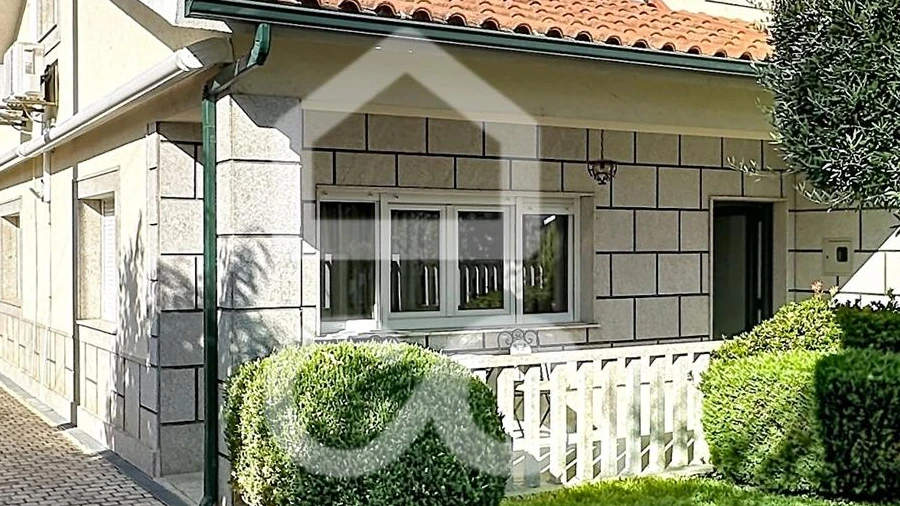Moradia T4 para Venda em Santa Cruz/Trindade e Sanjurge