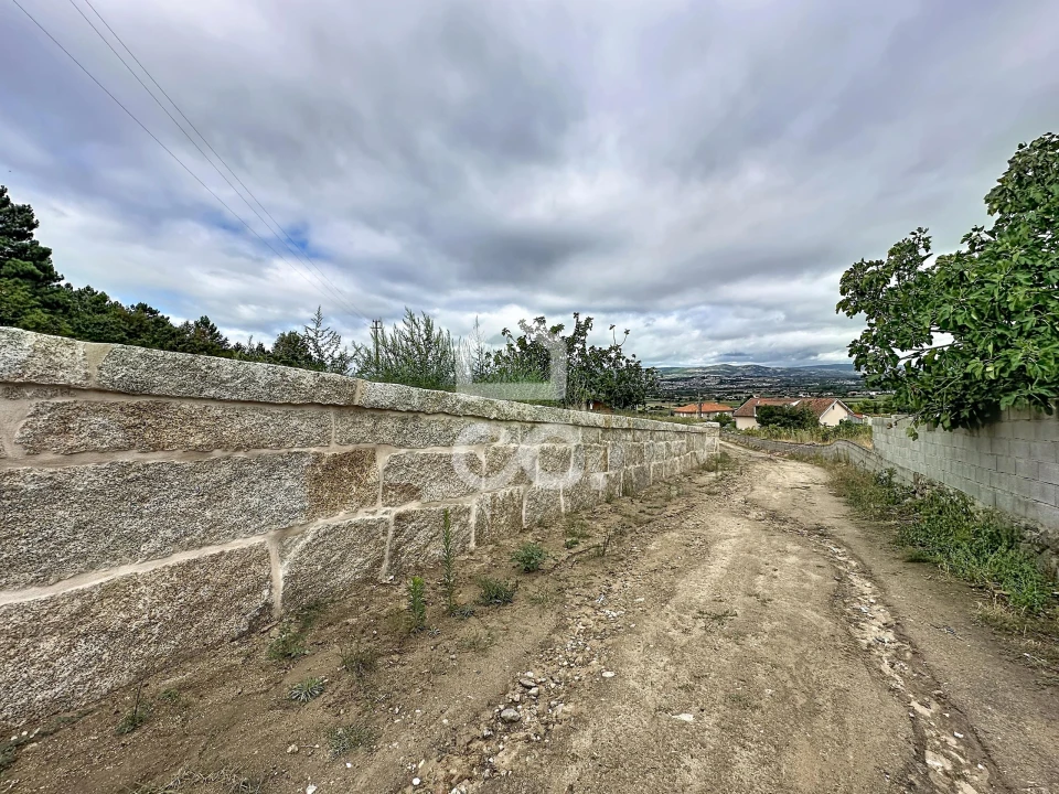 Terreno para Venda em Eiras, São Julião de Montenegro e Cela Foto 4