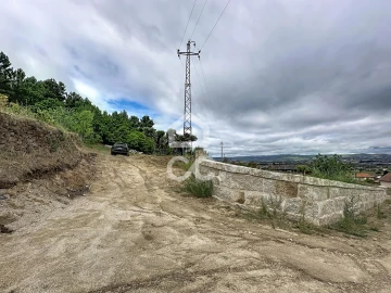 Terreno para Venda em Eiras, São Julião de Montenegro e Cela