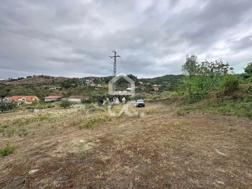 Terreno para Venda em Eiras, São Julião de Montenegro e Cela
