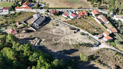 Terreno para Venda em Eiras, São Julião de Montenegro e Cela