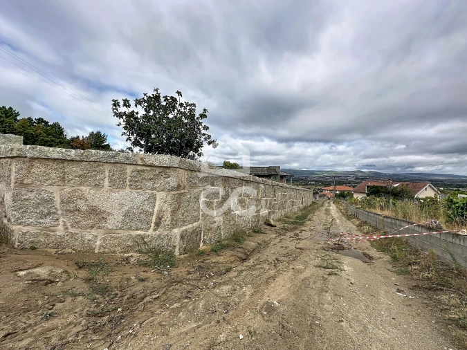 Terreno para Venda em Eiras, São Julião de Montenegro e Cela Foto 11