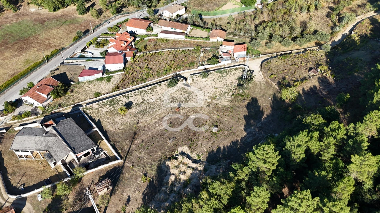 Terreno para Venda em Eiras, São Julião de Montenegro e Cela Foto 12