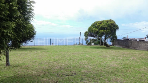 Moradia T3 para Venda em Santo Antonio da Serra