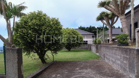 Moradia T3 para Venda em Santo Antonio da Serra