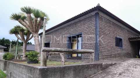Moradia T3 para Venda em Santo Antonio da Serra