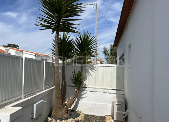 Moradia T2 para Arrendamento em Agualva e Mira-Sintra Foto 12