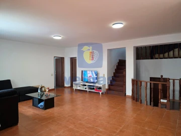 Moradia T5 para Venda em Usseira