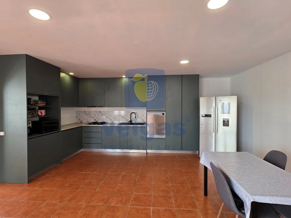 Moradia T5 para Venda em Usseira Foto 2