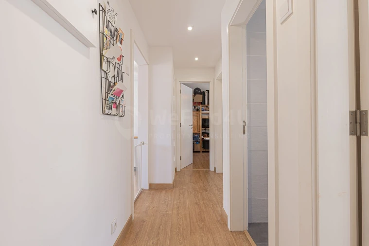 Apartamento T3 para Venda em Almada, Cova da Piedade, Pragal e Cacilhas Foto 19