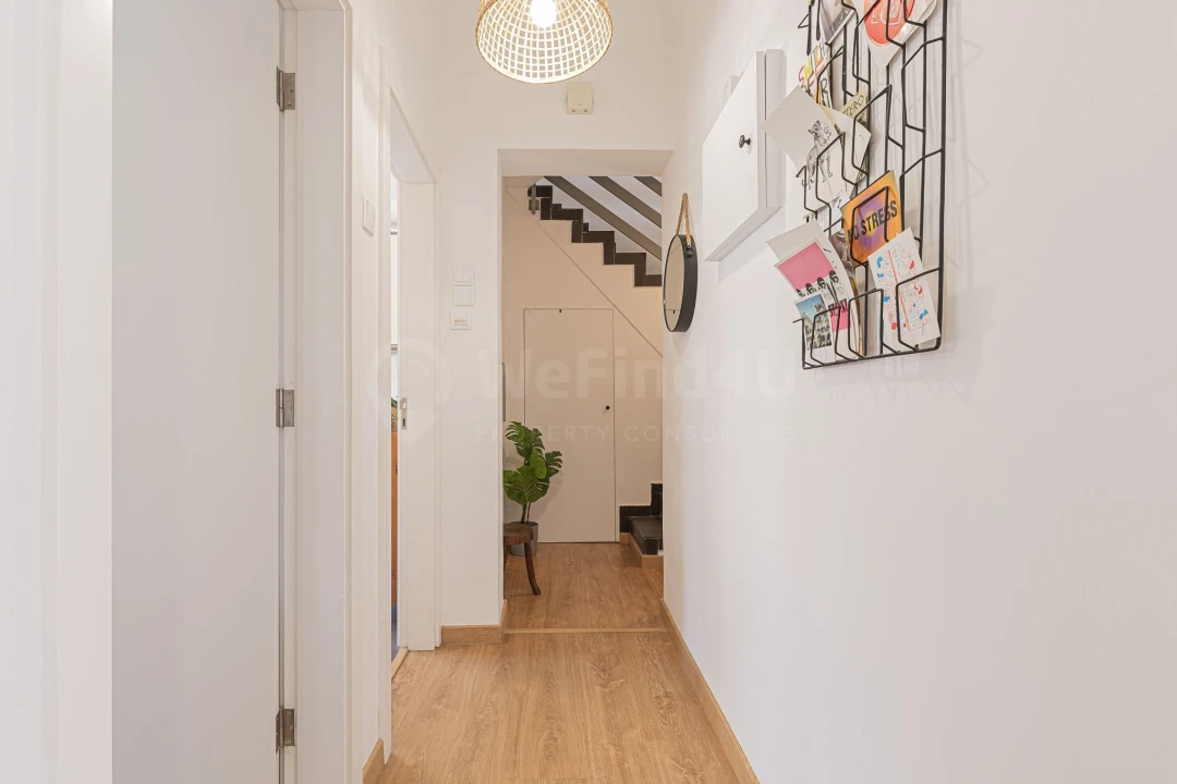 Apartamento T3 para Venda em Almada, Cova da Piedade, Pragal e Cacilhas Foto 25