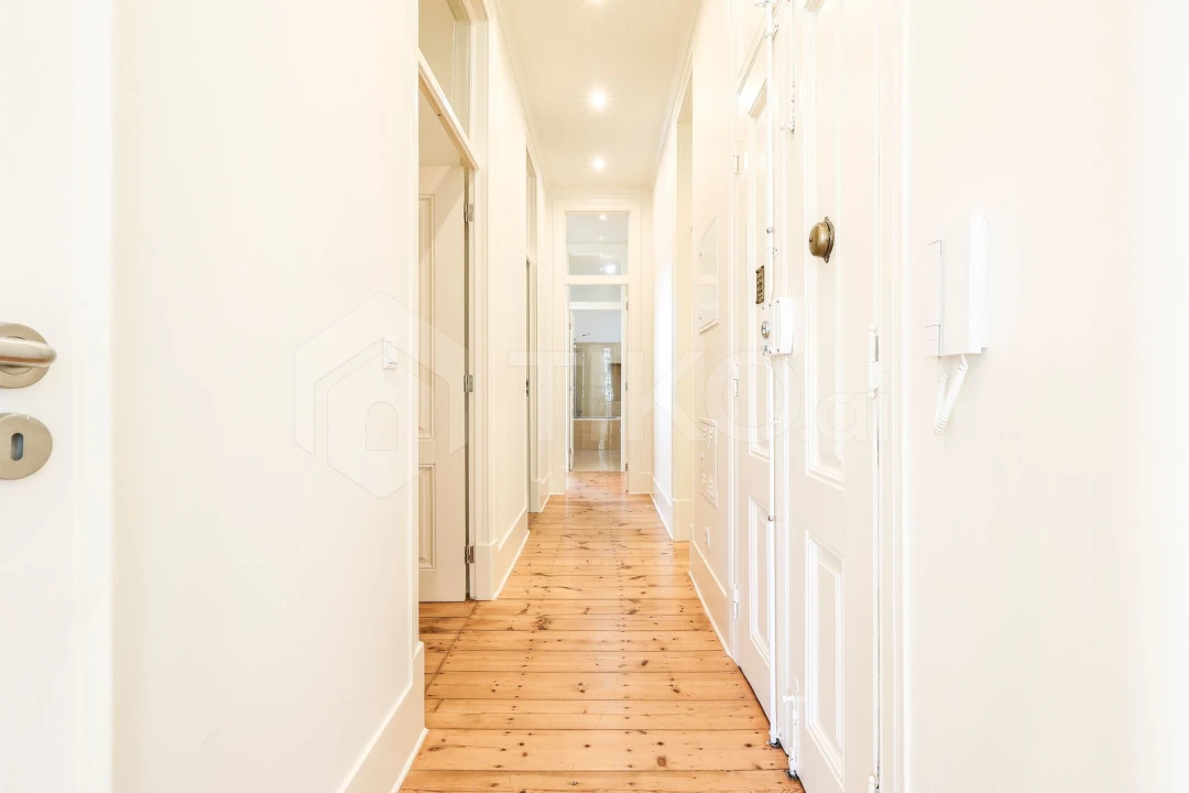 Apartamento T3 para Venda em Santo António Foto 18