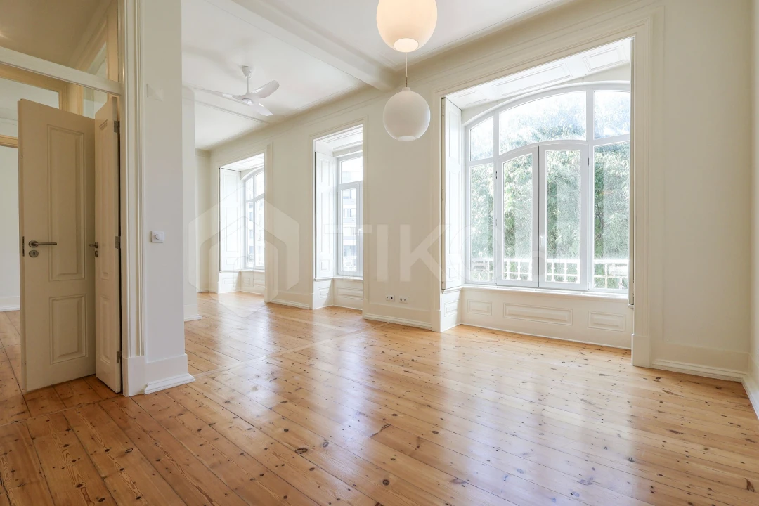 Apartamento T3 para Venda em Santo António Foto 10