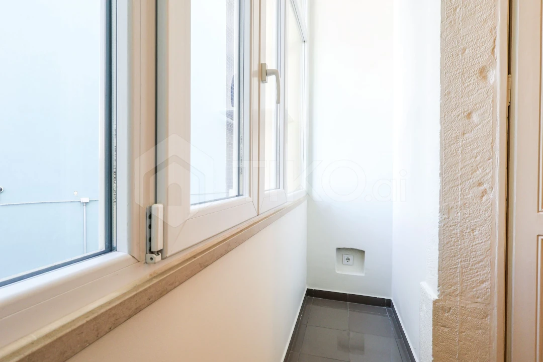 Apartamento T3 para Venda em Santo António Foto 38