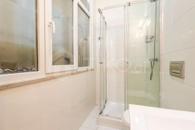 Apartamento T3 para Venda em Santo António Foto 24