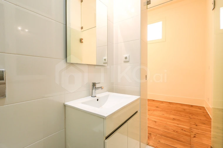 Apartamento T3 para Venda em Santo António Foto 25