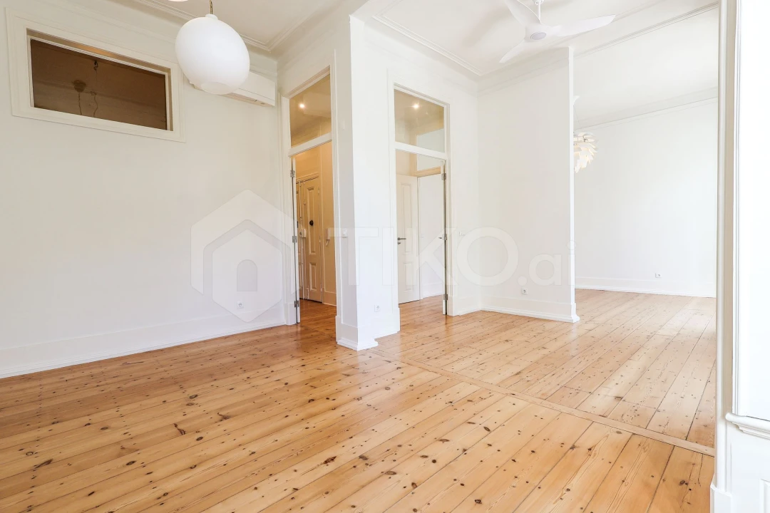 Apartamento T3 para Venda em Santo António Foto 13