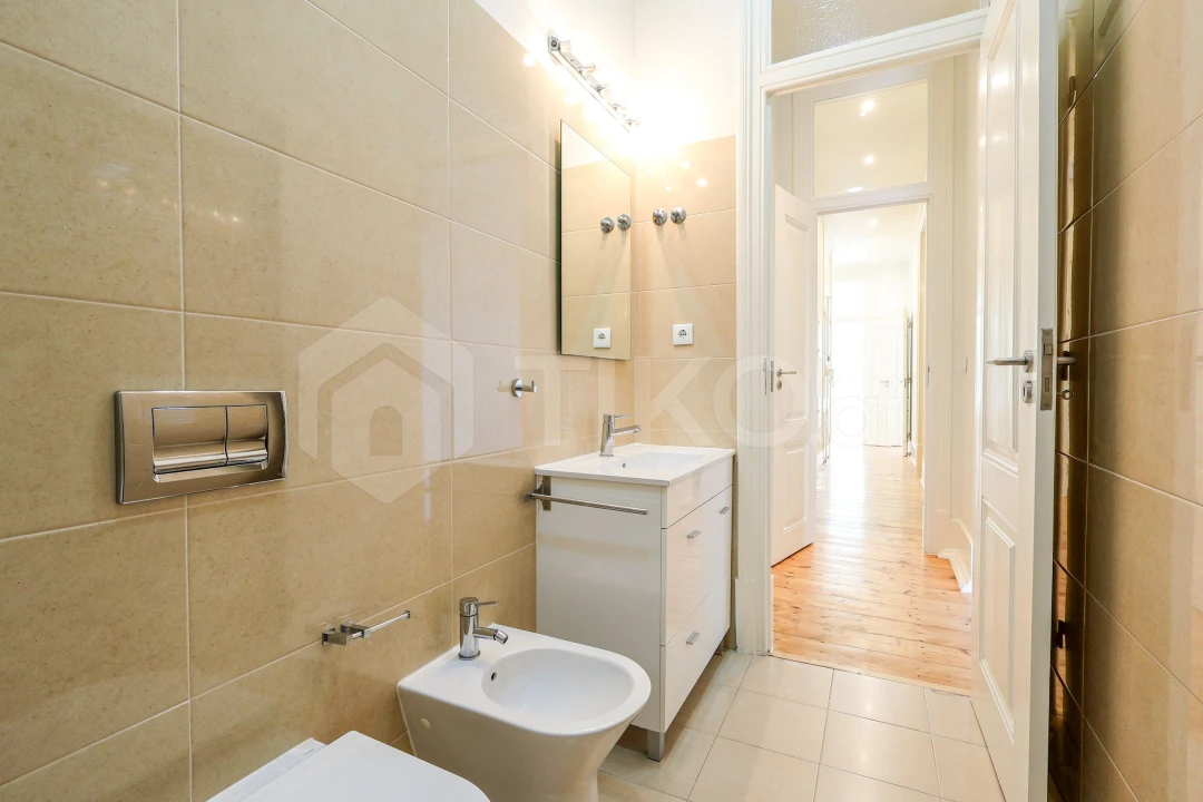 Apartamento T3 para Venda em Santo António Foto 50