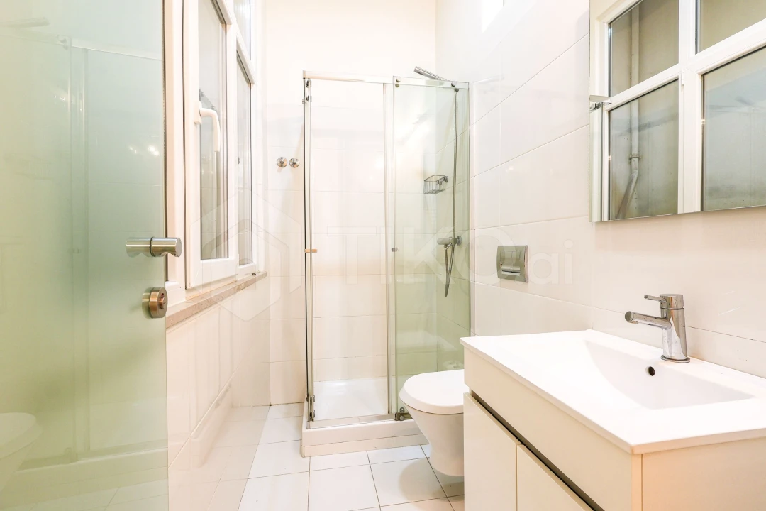 Apartamento T3 para Venda em Santo António Foto 22