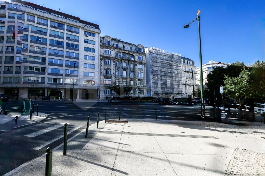 Apartamento T3 para Venda em Santo António Foto 54