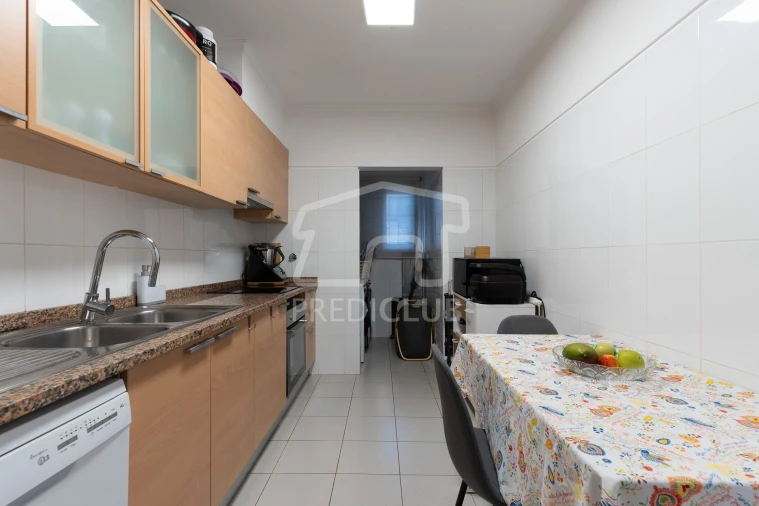 Apartamento T2 para Venda em Caniço Foto 20