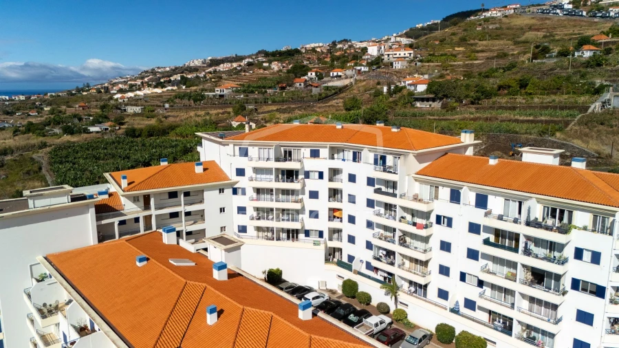 Apartamento T2 para Venda em Caniço Foto 2