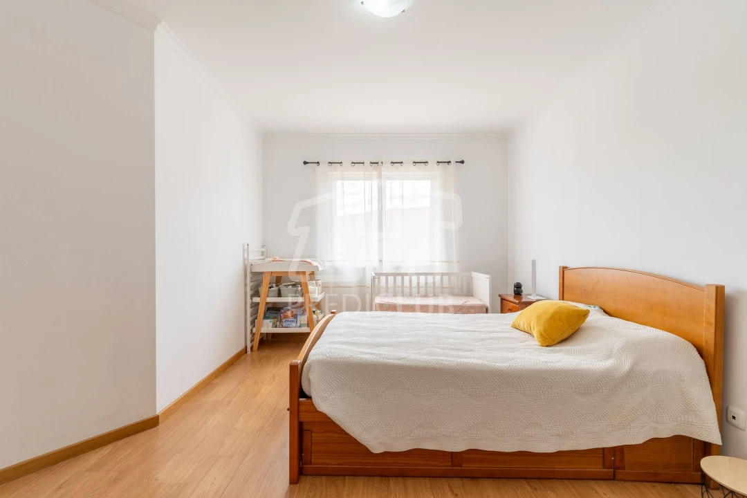 Apartamento T2 para Venda em Caniço Foto 10