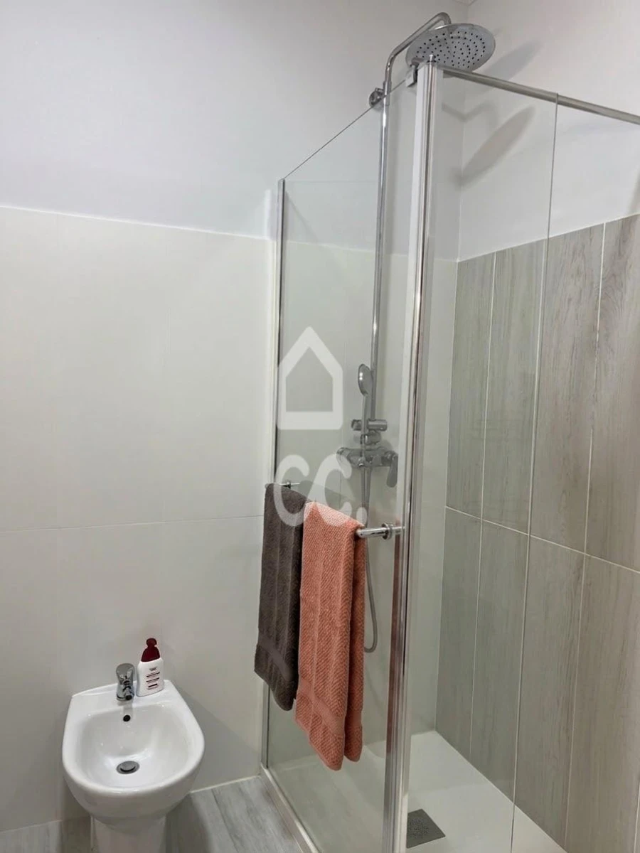 Apartamento T3 para Venda em Darque Foto 20