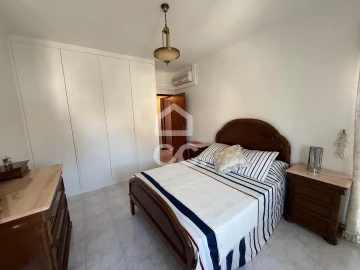 Moradia T5 para Venda em Darque