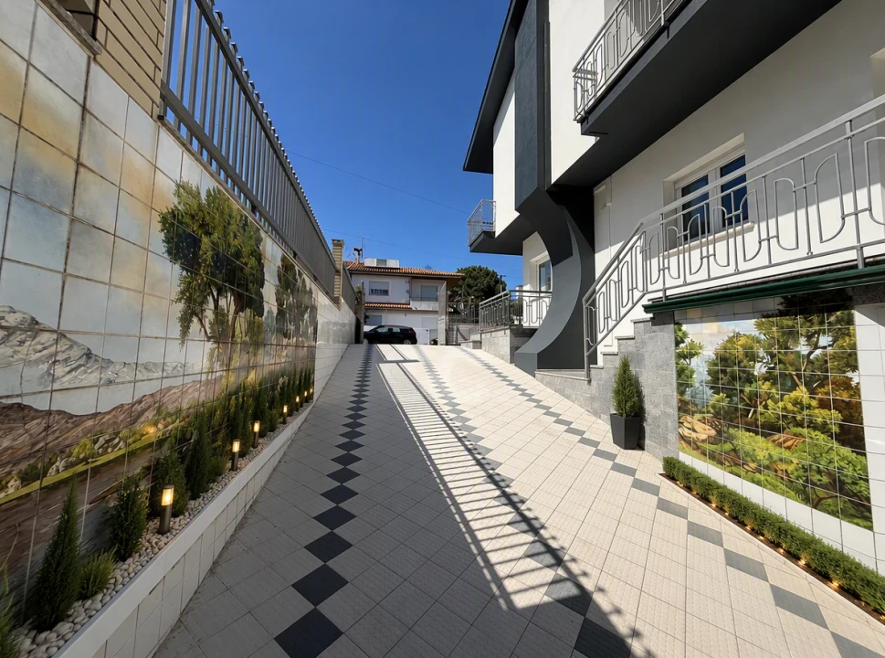 Moradia T5 para Venda em Darque Foto 29