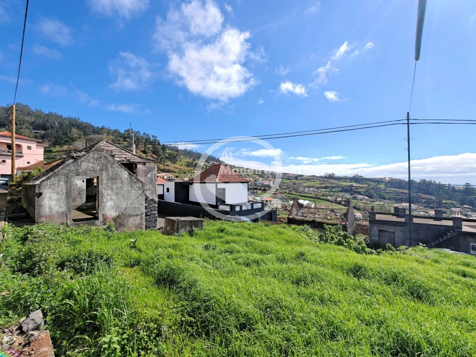 Moradia T2 para Venda em Canhas Foto 16