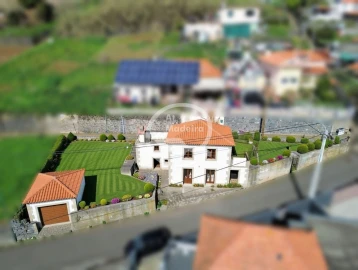 Moradia T2 para Venda em Canhas