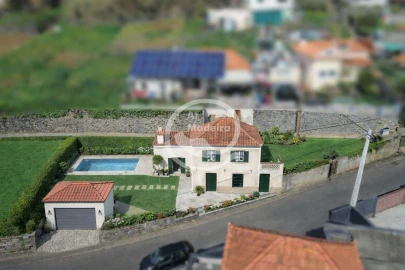 Moradia T2 para Venda em Canhas