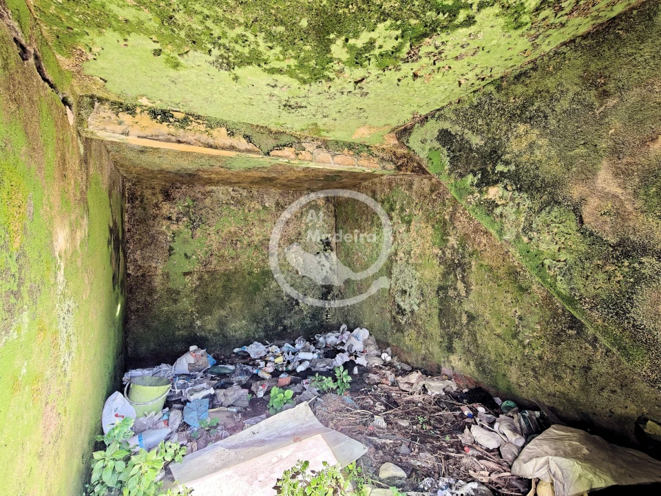 Moradia T2 para Venda em Canhas Foto 21