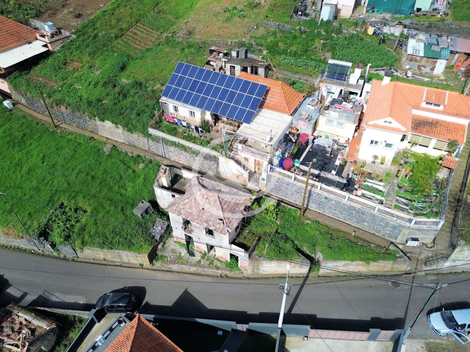 Moradia T2 para Venda em Canhas Foto 11