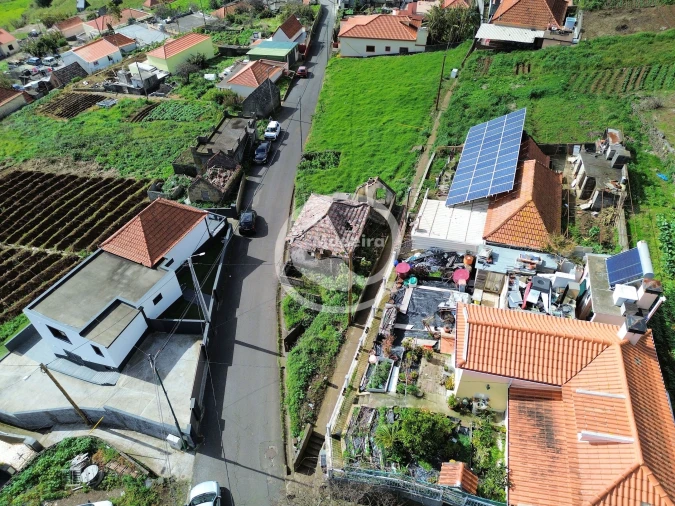 Moradia T2 para Venda em Canhas Foto 12