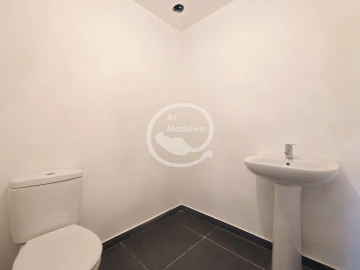 Moradia T3 para Venda em Santo Antonio