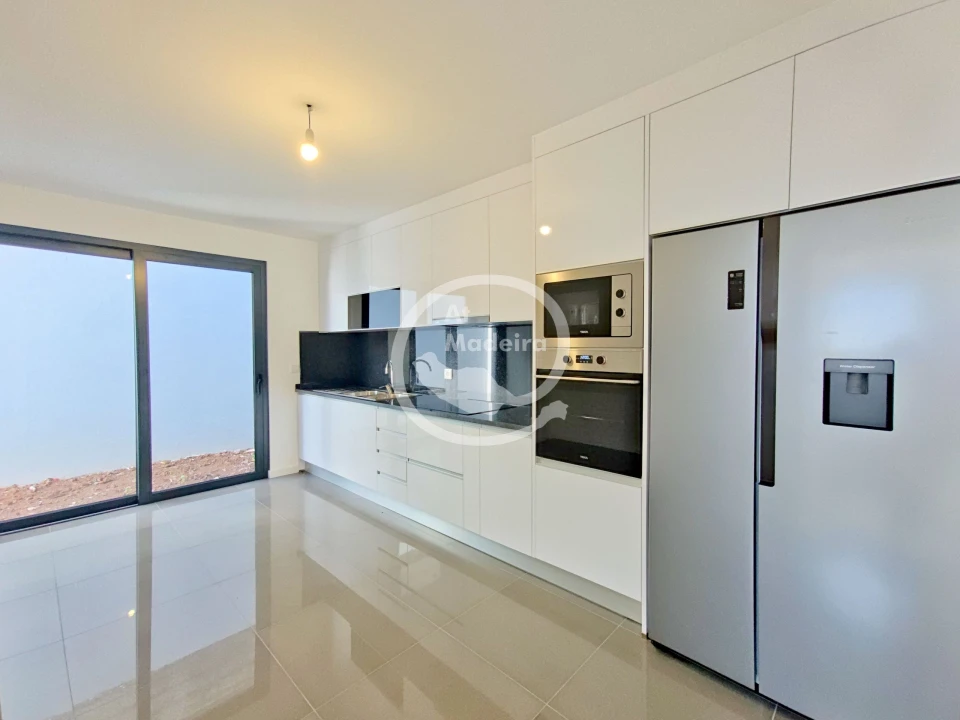 Moradia T3 para Venda em Santo Antonio Foto 13