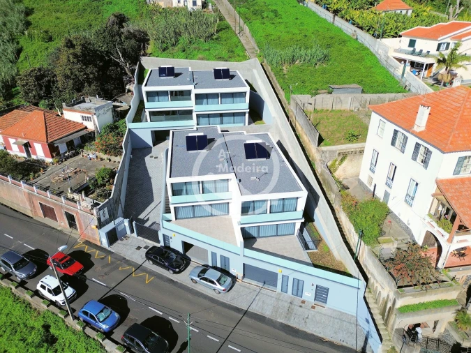 Moradia T3 para Venda em Santo Antonio Foto 2