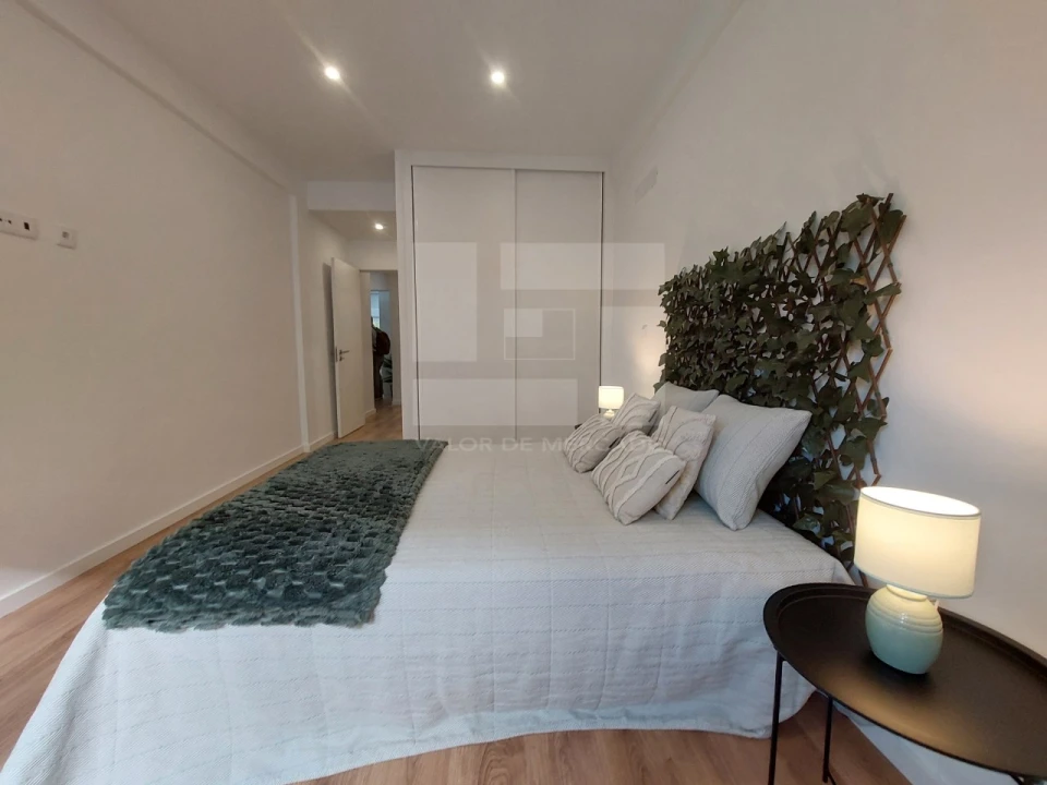 Apartamento T3 para Venda em São Domingos de Benfica Foto 6