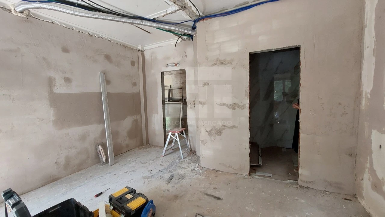 Apartamento T3 para Venda em São Domingos de Benfica Foto 13