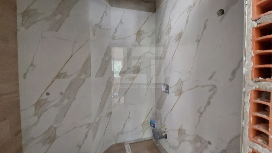 Apartamento T3 para Venda em São Domingos de Benfica Foto 11