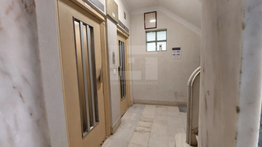Apartamento T3 para Venda em São Domingos de Benfica Foto 15