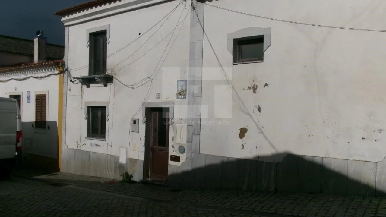 Prédio para Venda em Alvito Foto 2