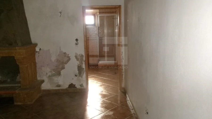 Prédio para Venda em Alvito Foto 6