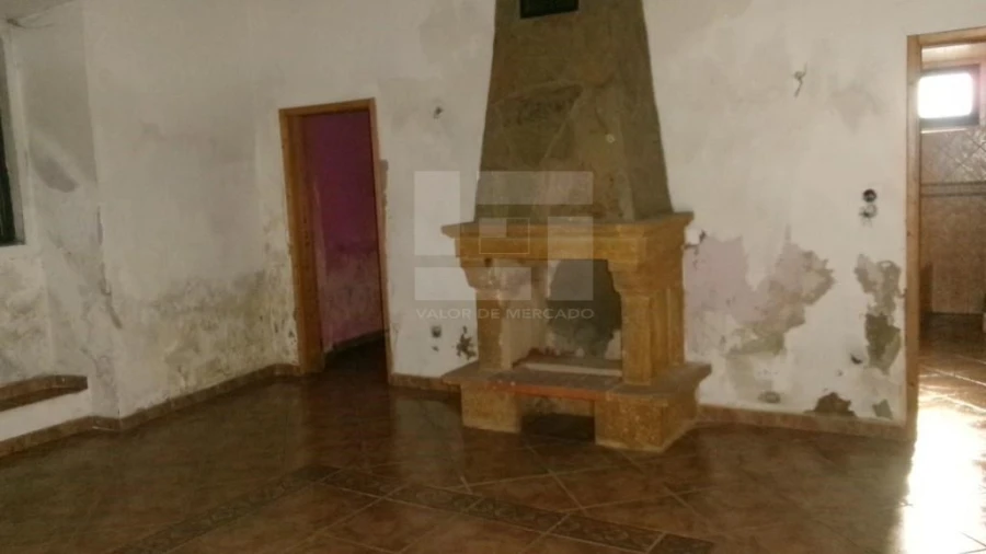 Prédio para Venda em Alvito Foto 8