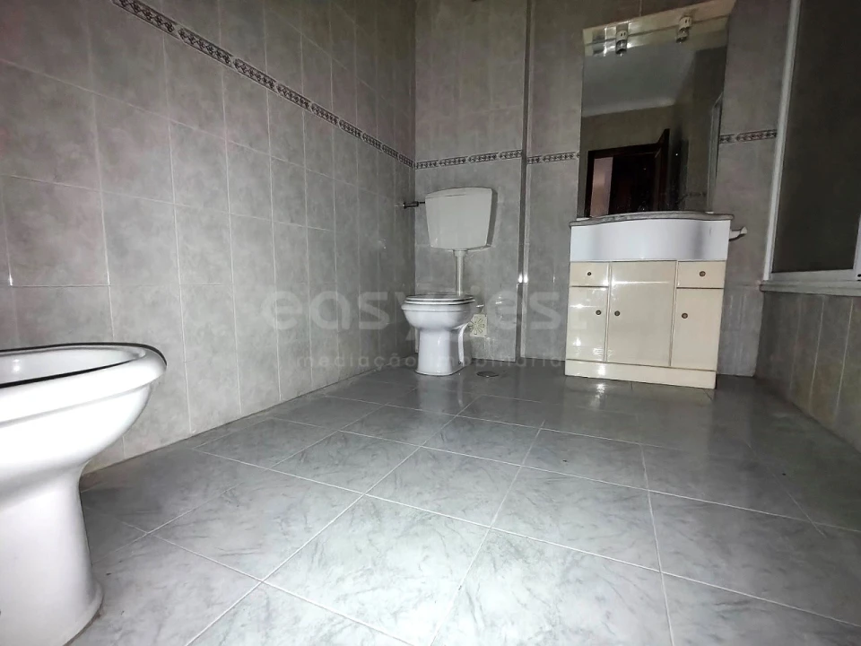 Apartamento T2 para Venda em Algueirão-Mem Martins Foto 15