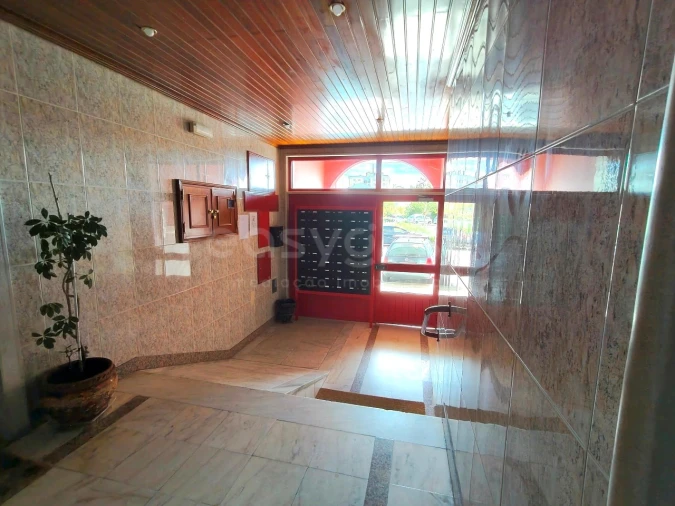 Apartamento T2 para Venda em Algueirão-Mem Martins Foto 20